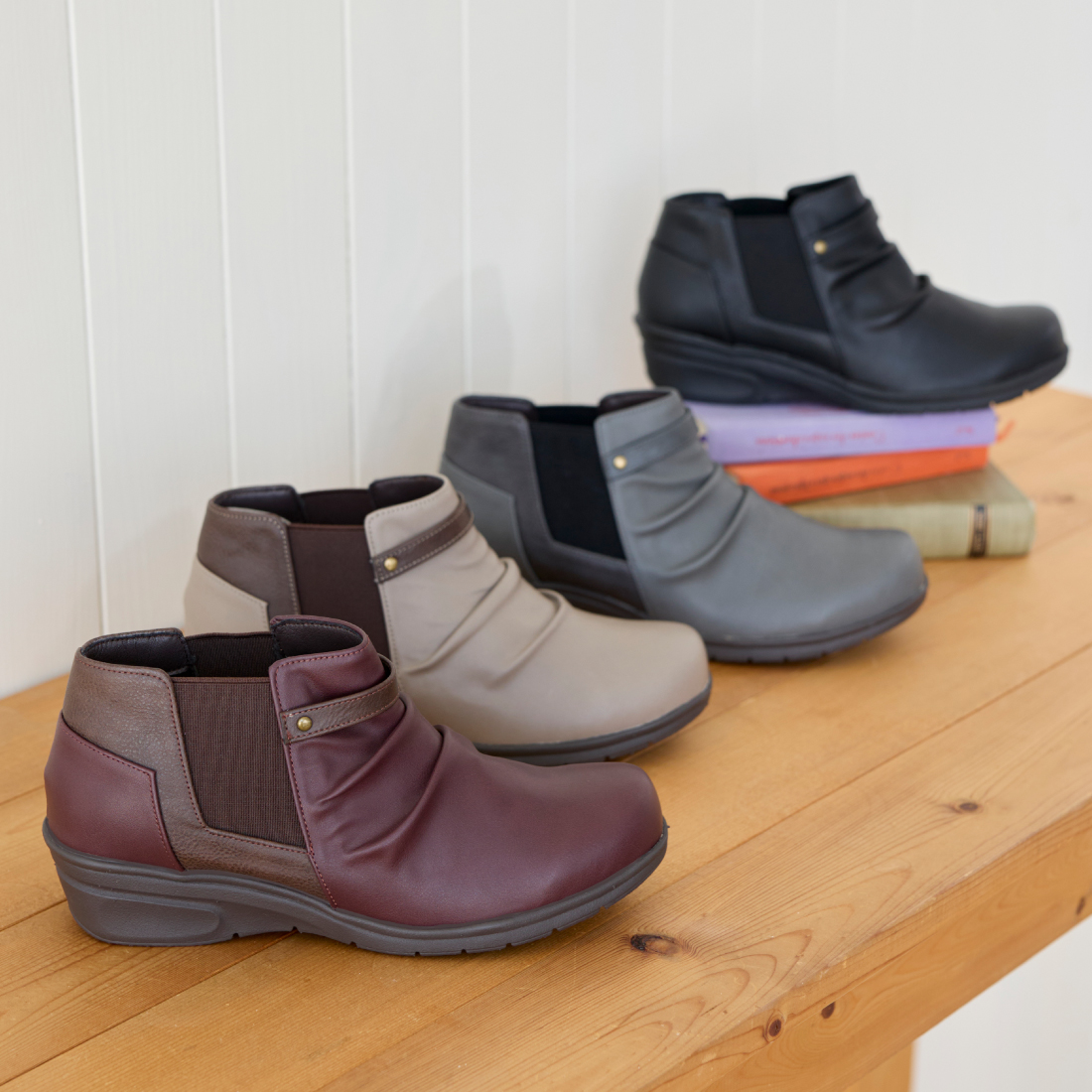 エアロ防水ウェッジコンフォートシューズKLZ241302