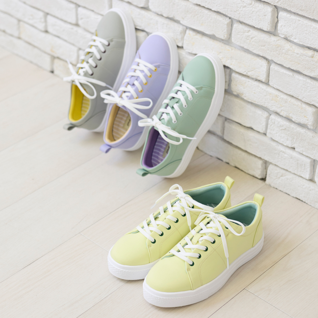 エアロ防水防滑スニーカーKLZ261102