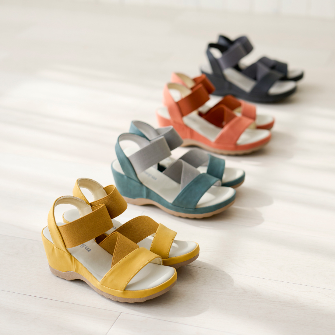 エアロゴムベルトサンダル KLZ261424